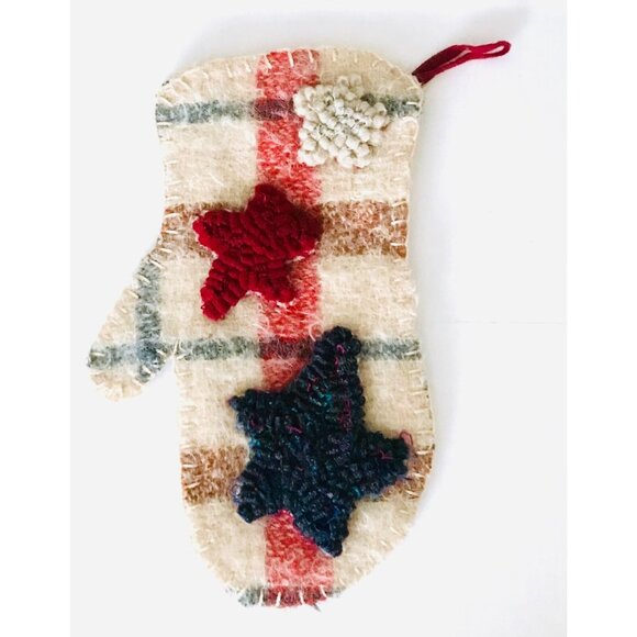 Gunderson Homestead Primitives Handmade Hooked Rug Star Mitten Home Decor - Picture 1 of 6